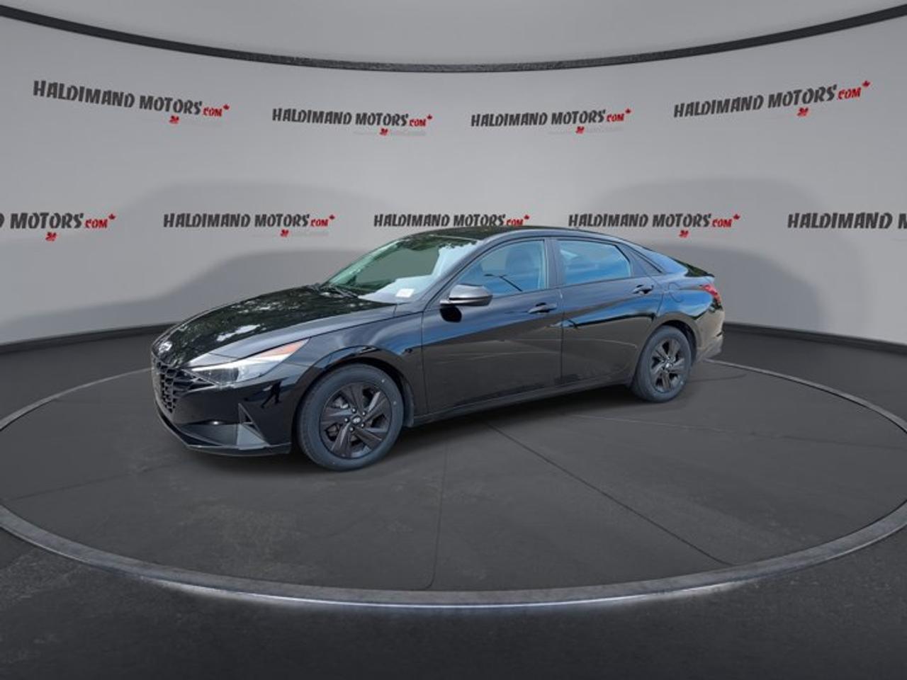 2022 Hyundai Elantra Preferred | Heated Steering Wheel Photo
