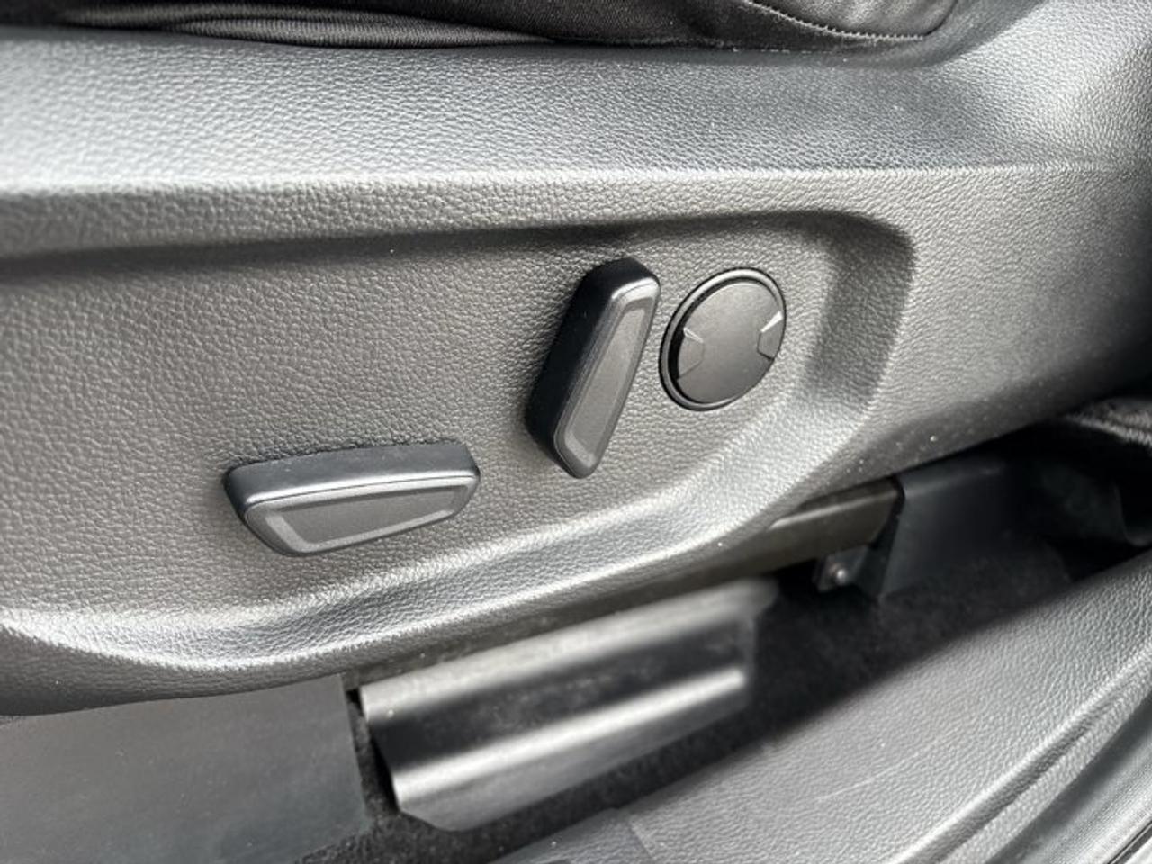 2024 Ford Ranger LARIAT FX4 SuperCrew 5' Box 4WD | No Accidents Photo