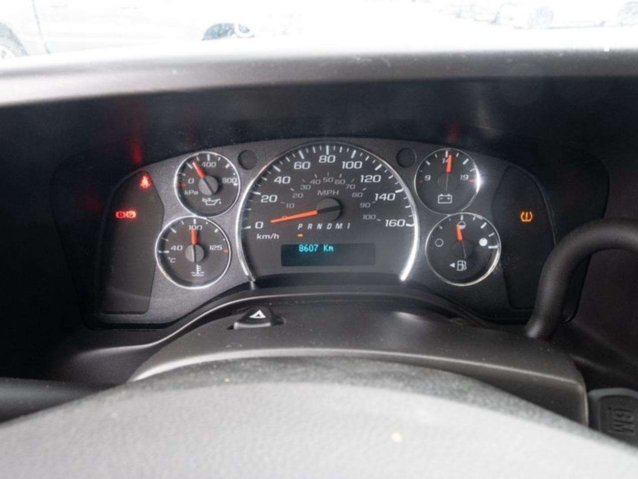 2025 Chevrolet Express Cargo Van 4.3L V6 | 8-Speed Automatic | Commercial Cargo Configuration | Rear-Wheel Drive Photo