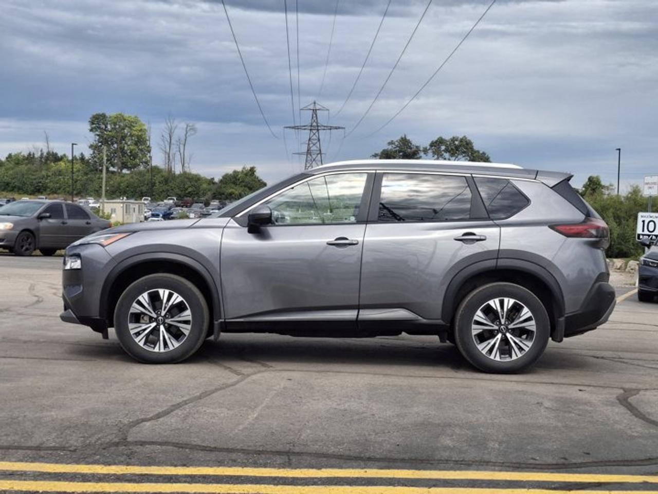 2023 Nissan Rogue SV AWD | Sunroof | 360 Camera | Radar Cruise | Power Seat | Remote Start | CarPlay + Android & More! Photo