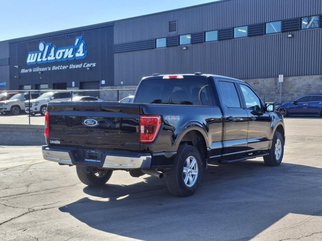 2022 Ford F-150 XLT Crew 4x4 | 5.0L | 3.73 Axle | Running Boards | Reverse Camera | Hitch | and More ! Photo4