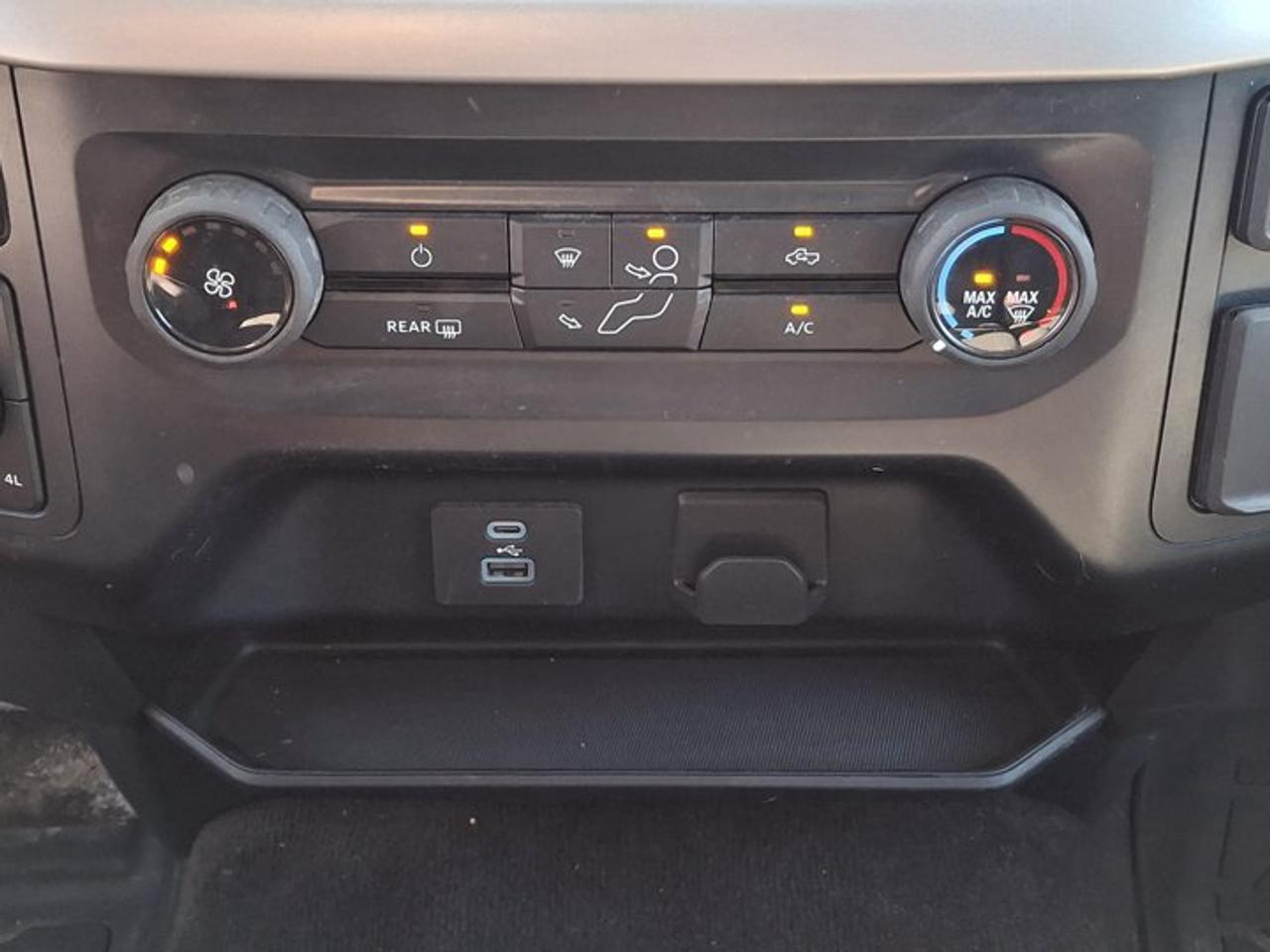 2022 Ford F-150 XLT Crew 4x4 | 5.0L | 3.73 Axle | Running Boards | Reverse Camera | Hitch | and More ! Photo