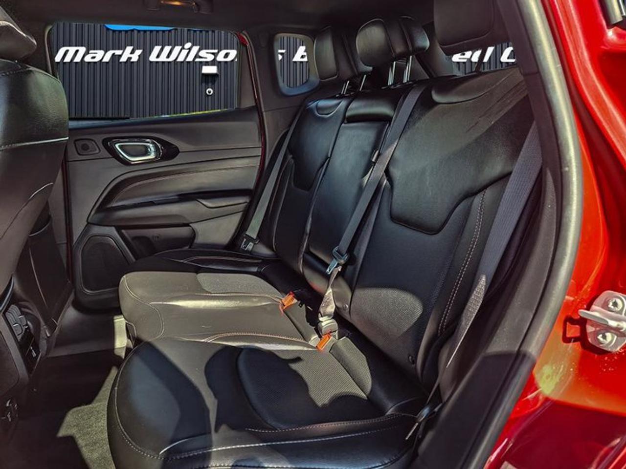 2022 Jeep Compass (RED) Edition Limited 4x4 | Leather | Panoramic Sunroof | Heated Seats + Steering | BSM | and More ! Photo