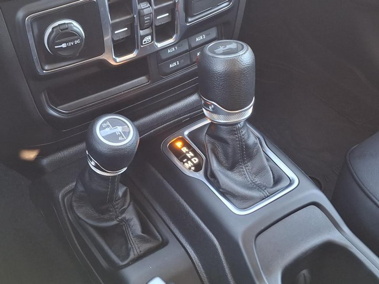2023 Jeep Wrangler Willys 4-Door 4X4 | 3.6L w/ eTorque | Tech PKG | Nav | Heated Wheel + Seats | Tow Pkg | and More ! Photo