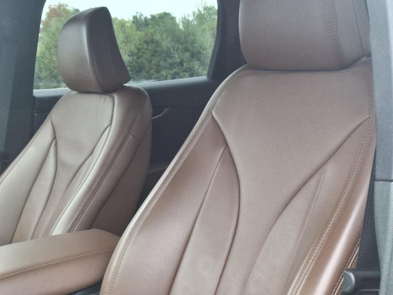 2023 Lincoln Nautilus Reserve AWD | Leather | Vista Roof | Tow Pkg | Nav | ACC | 20" Black Wheels | and More ! Photo