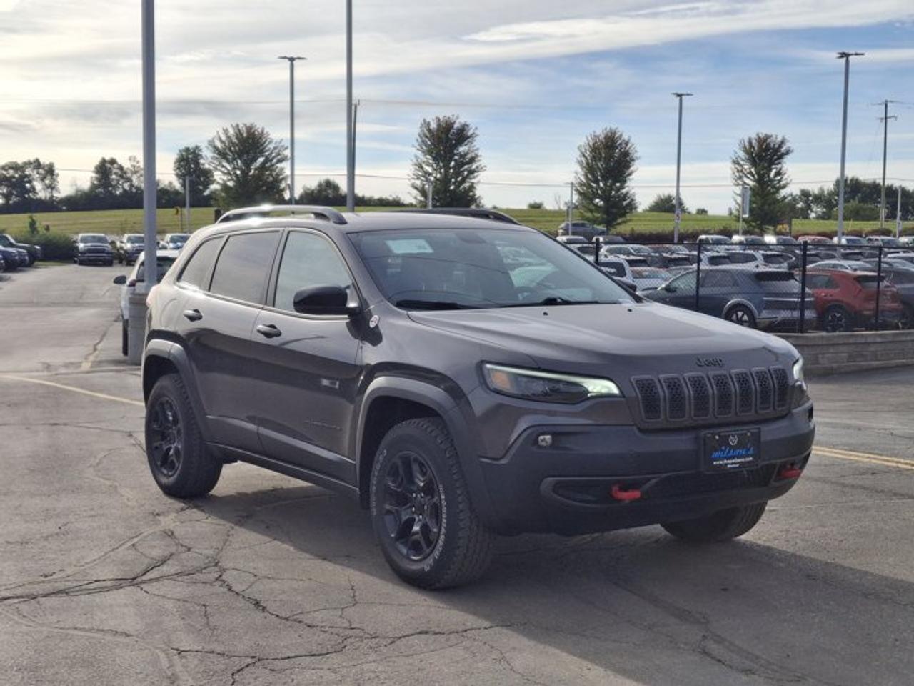 2022 Jeep Cherokee Trailhawk | V6 | Leather | Navi | Tow Group |Heated Seats + Steering | Remote Start | and More ! Photo