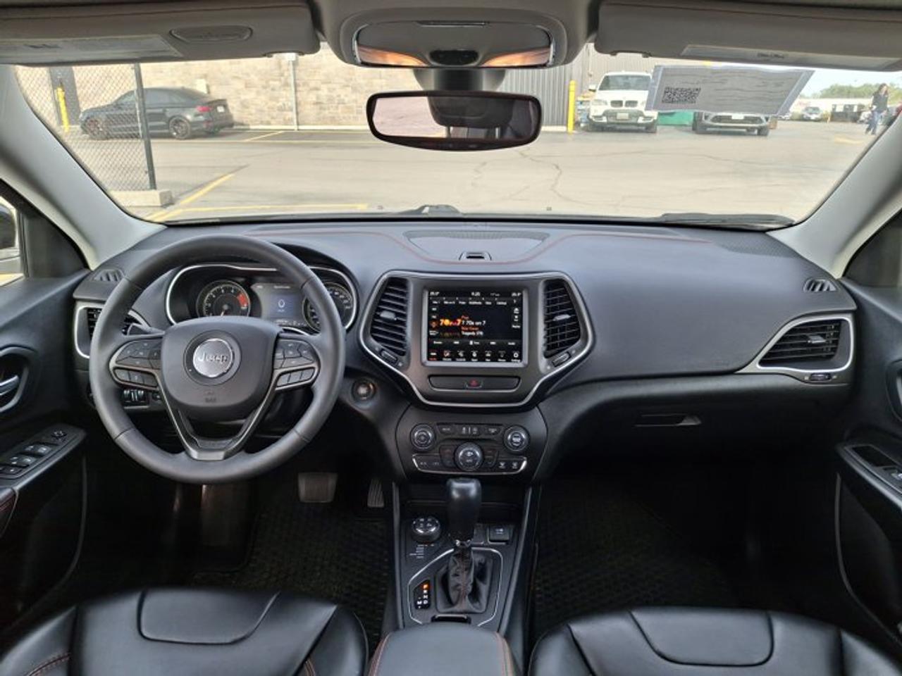 2022 Jeep Cherokee Trailhawk | V6 | Leather | Navi | Tow Group |Heated Seats + Steering | Remote Start | and More ! Photo