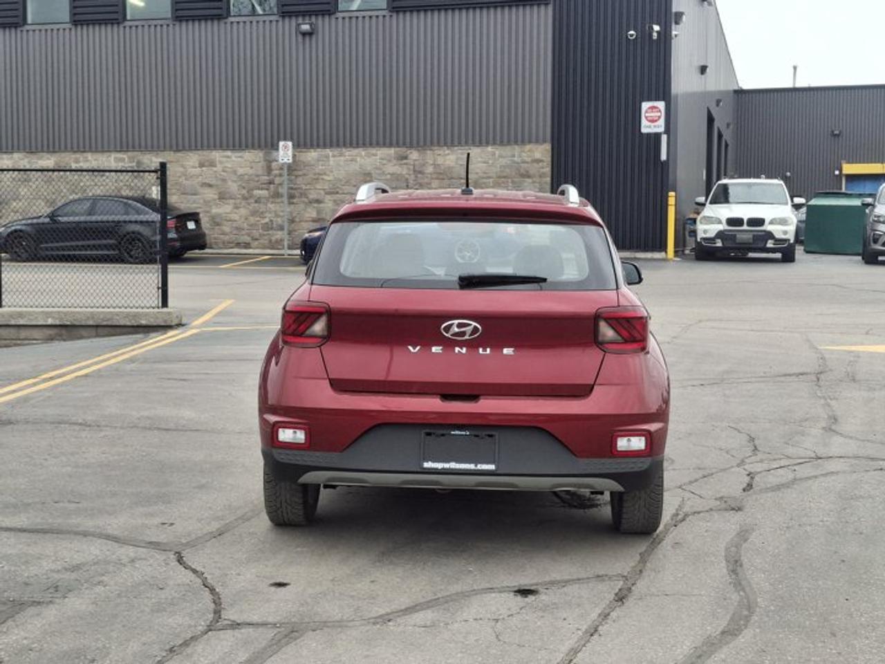 2025 Hyundai Venue Preferred | Heated Wheel + Seats | CarPlay + Android | Rear Camera | and More ! Photo