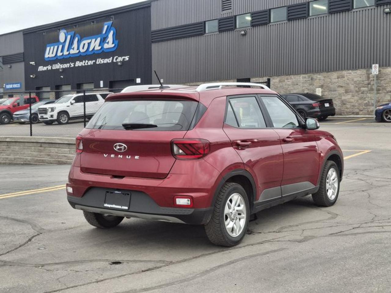 2025 Hyundai Venue Preferred | Heated Wheel + Seats | CarPlay + Android | Rear Camera | and More ! Photo