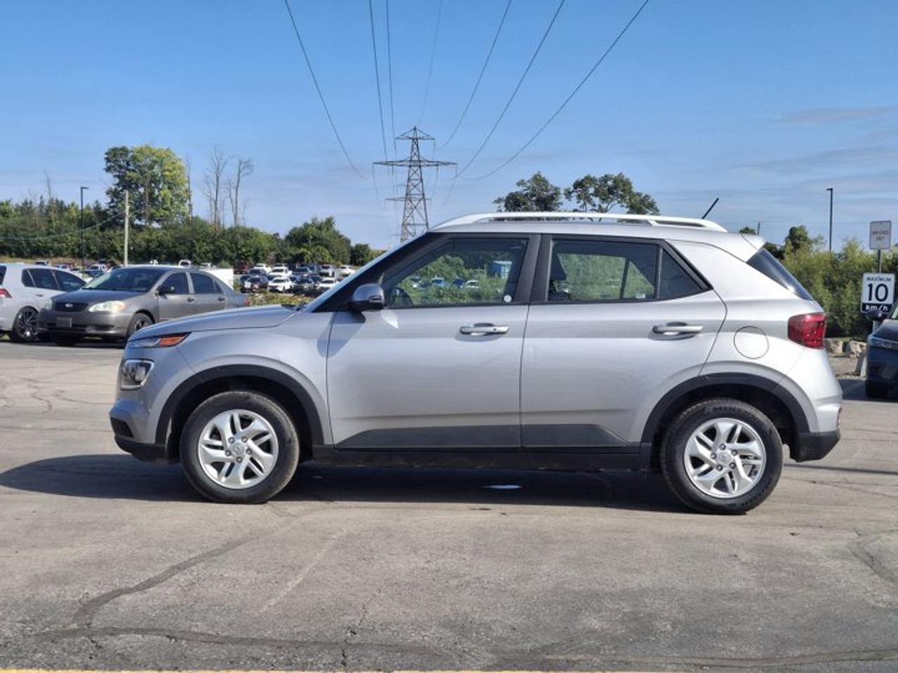 2025 Hyundai Venue Preferred | Heated Wheel + Seats | CarPlay + Android | Rear Camera | and More ! Photo