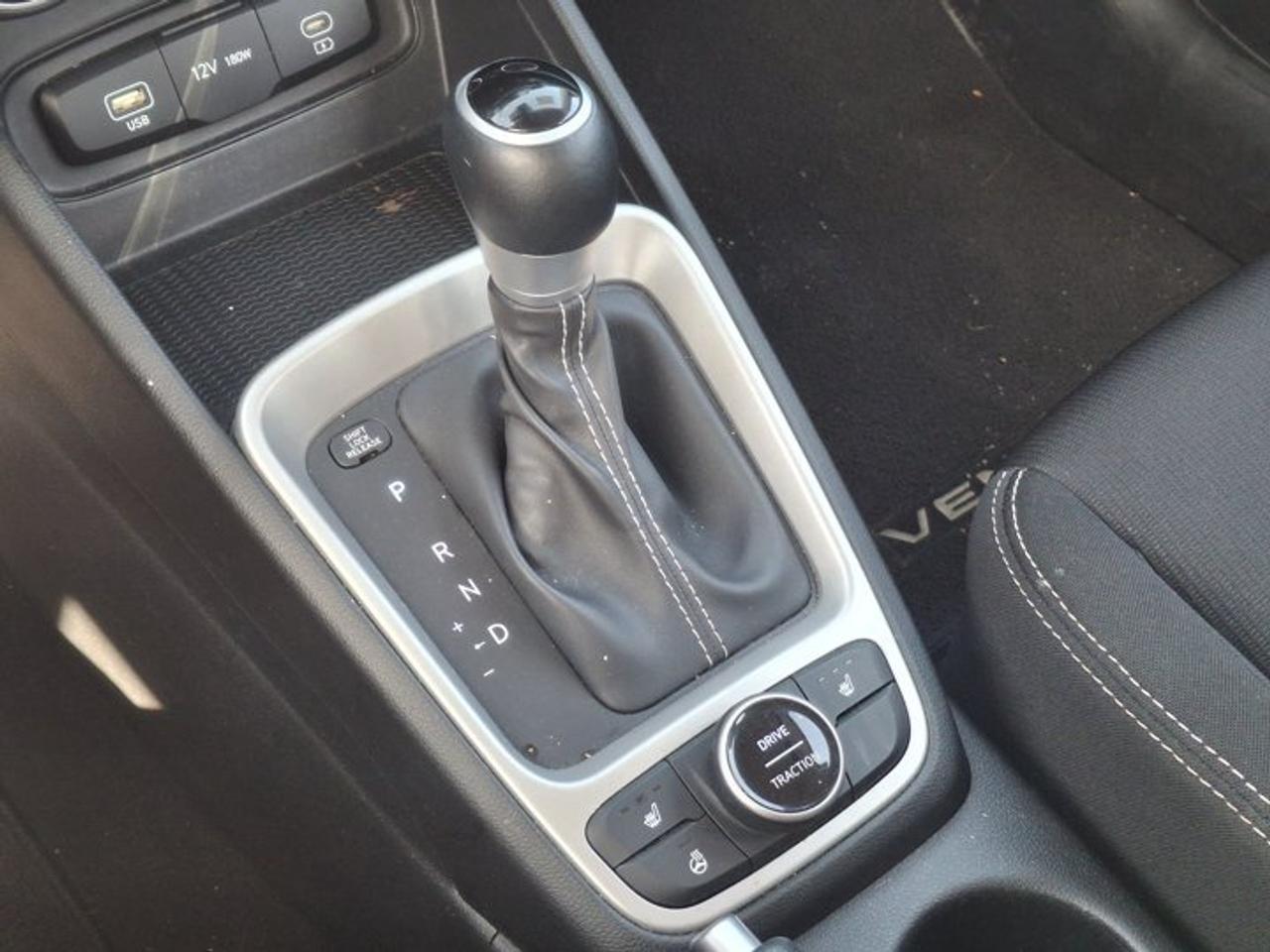 2025 Hyundai Venue Preferred | Heated Wheel + Seats | CarPlay + Android | Rear Camera | and More ! Photo