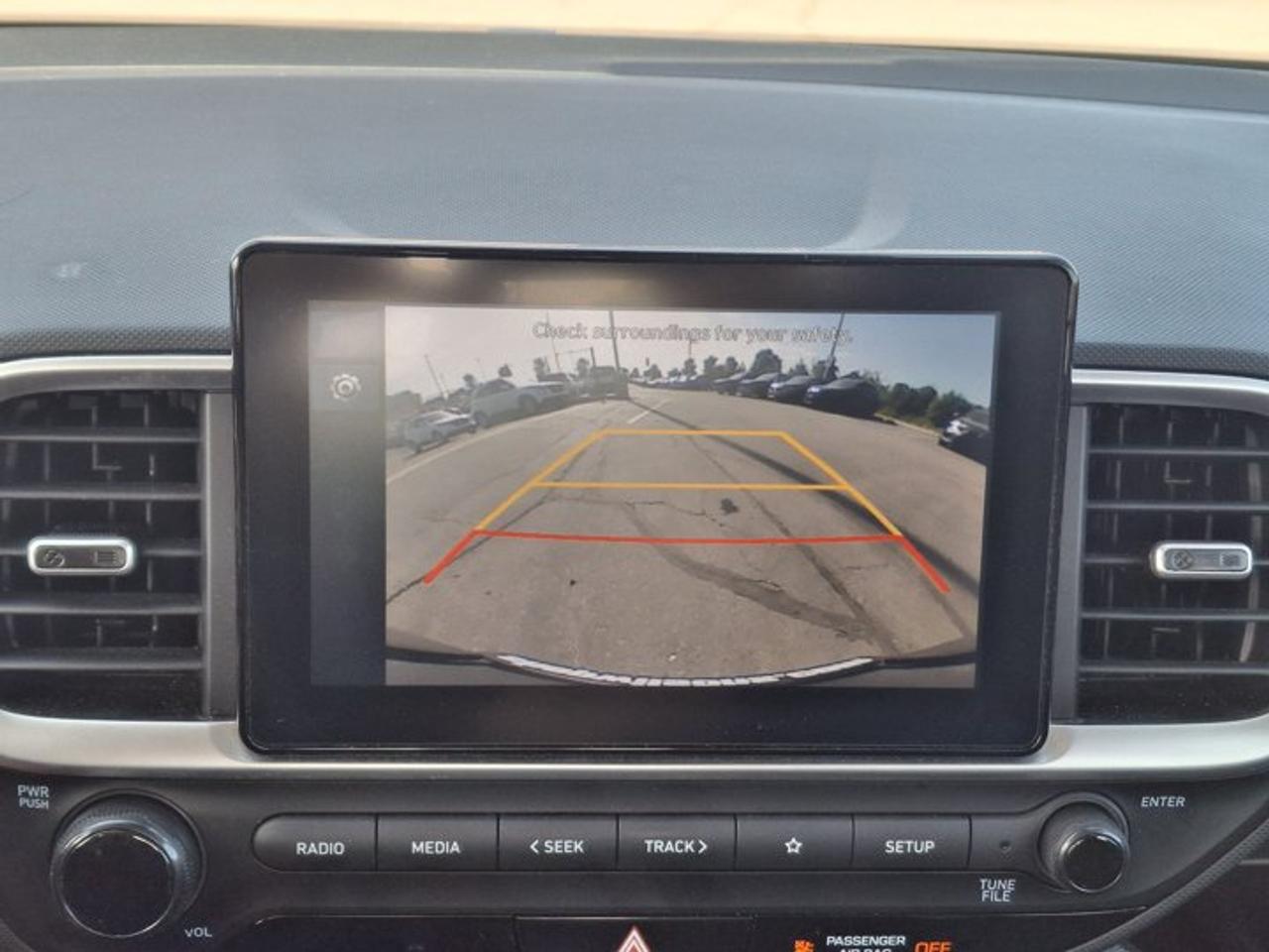 2025 Hyundai Venue Preferred | Heated Wheel + Seats | CarPlay + Android | Rear Camera | and More ! Photo