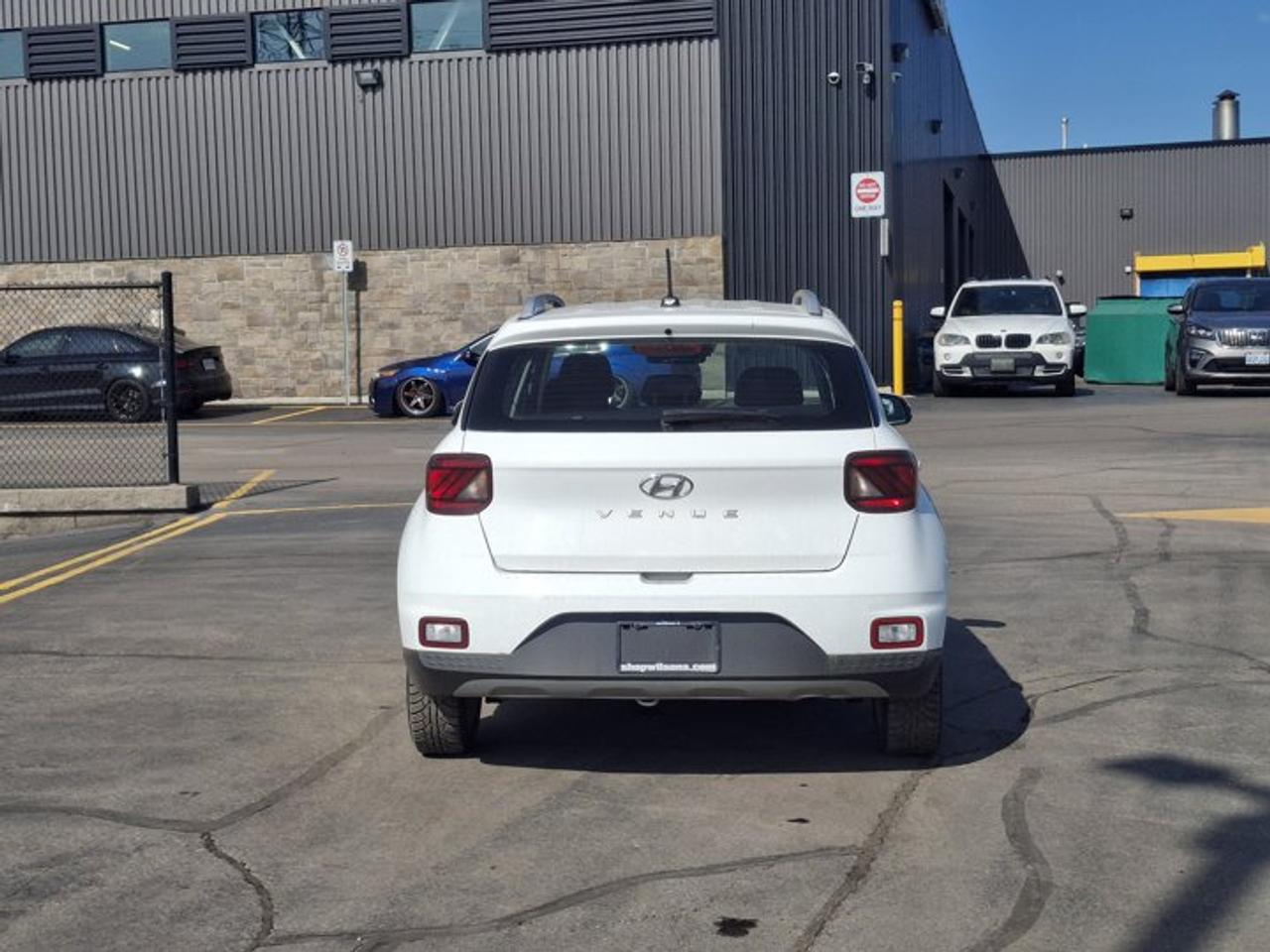 2025 Hyundai Venue Preferred | Heated Wheel + Seats | CarPlay + Android | Rear Camera | and More ! Photo2