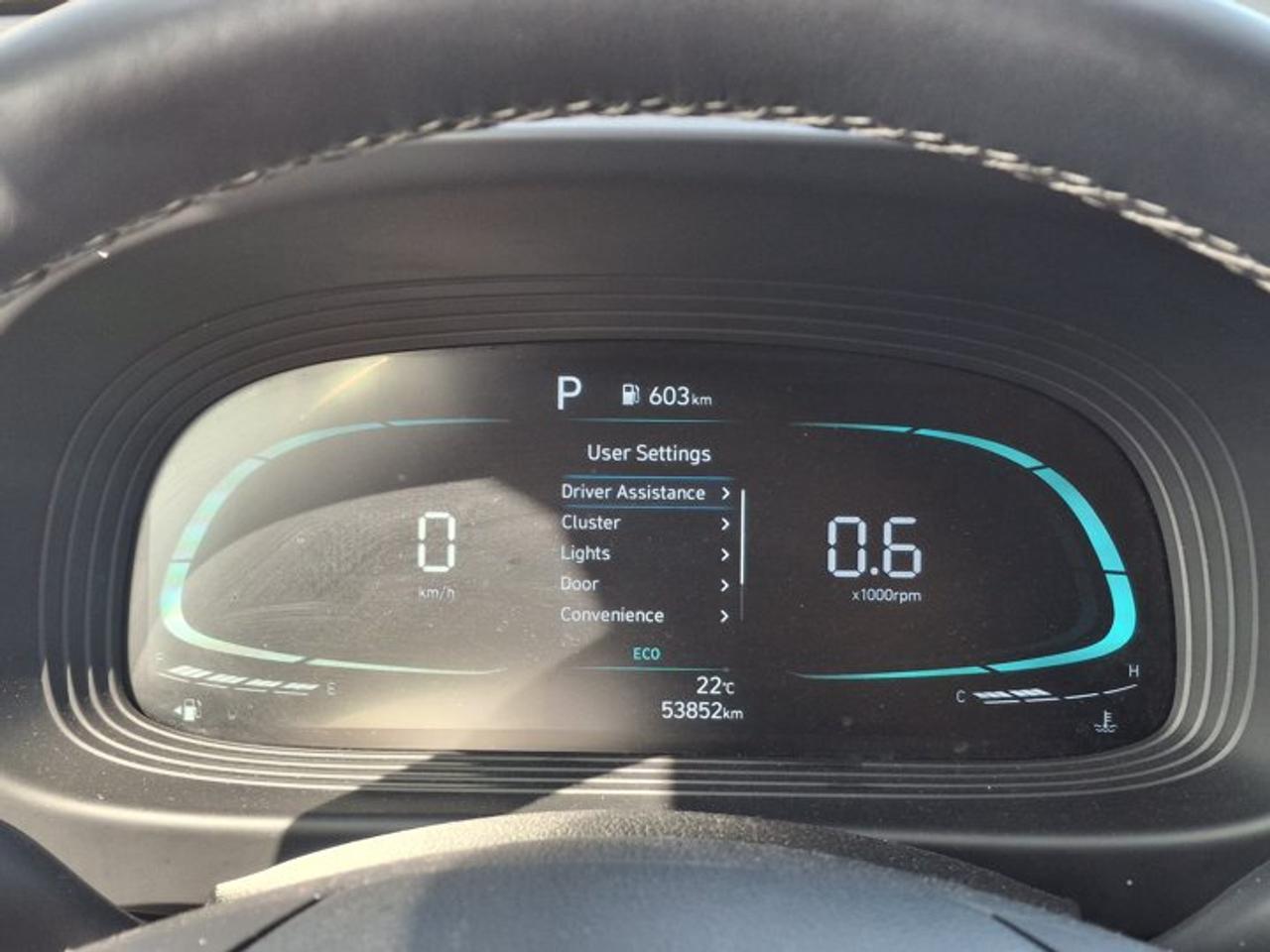 2025 Hyundai Venue Preferred | Heated Wheel + Seats | CarPlay + Android | Rear Camera | and More ! Photo