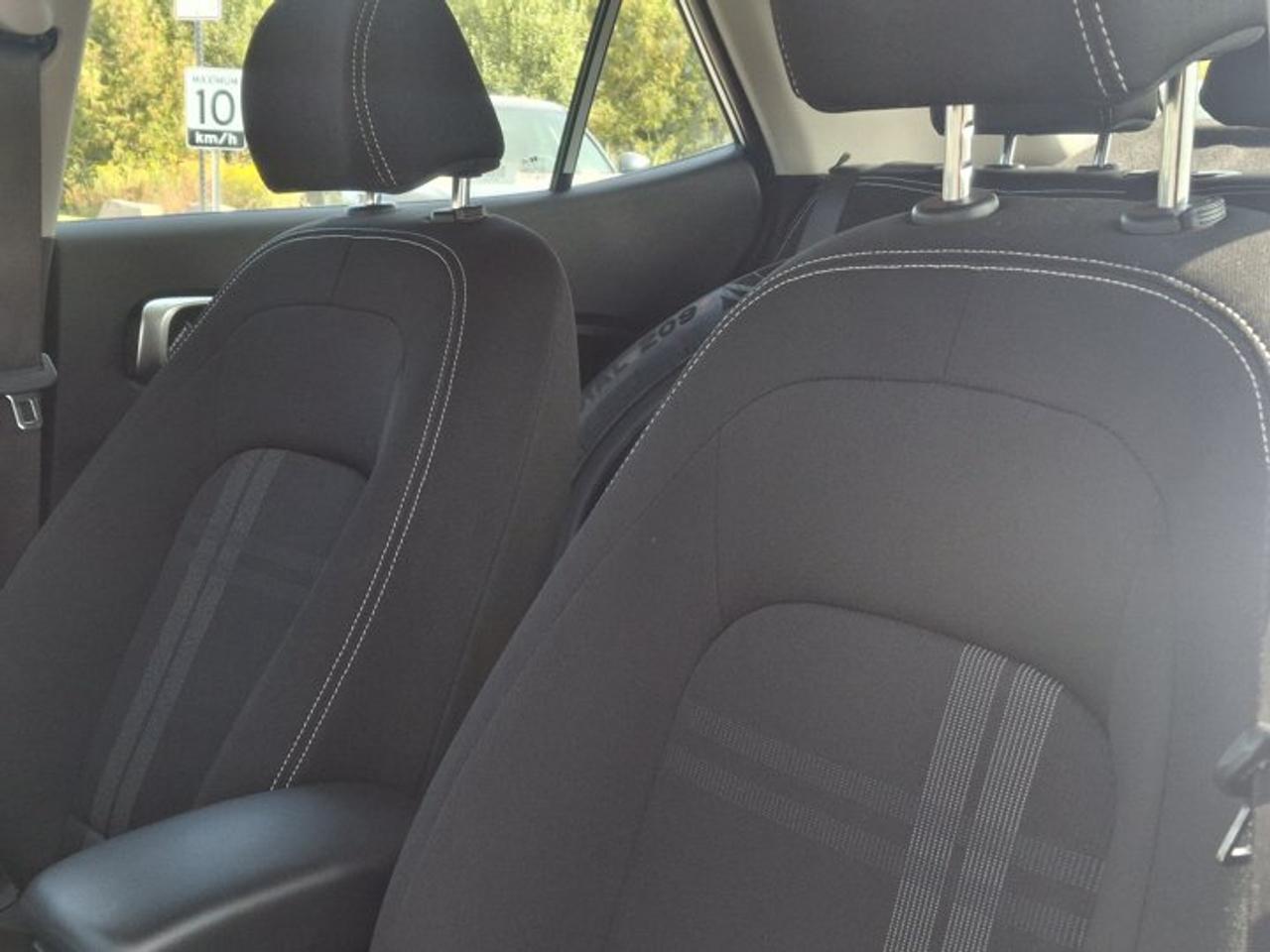 2025 Hyundai Venue Preferred | Heated Wheel + Seats | CarPlay + Android | Rear Camera | and More ! Photo