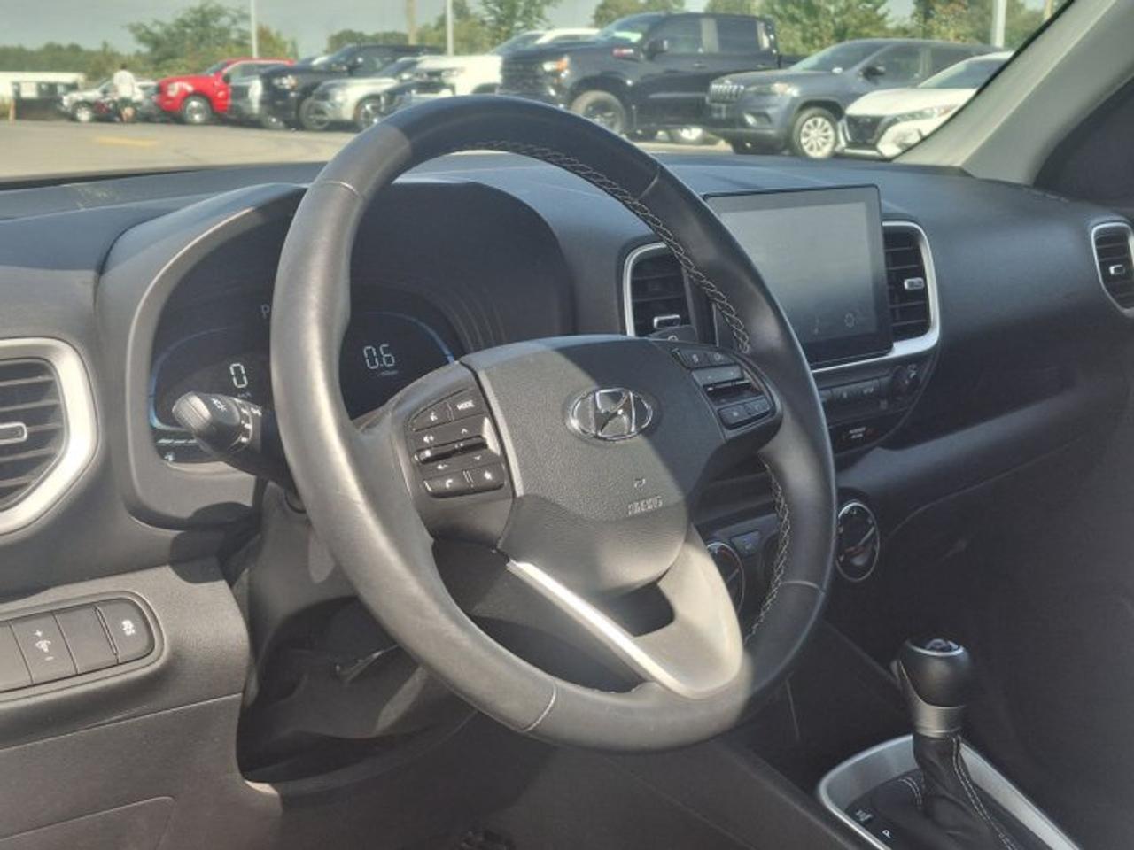 2025 Hyundai Venue Preferred | Heated Wheel + Seats | CarPlay + Android | Rear Camera | and More ! Photo