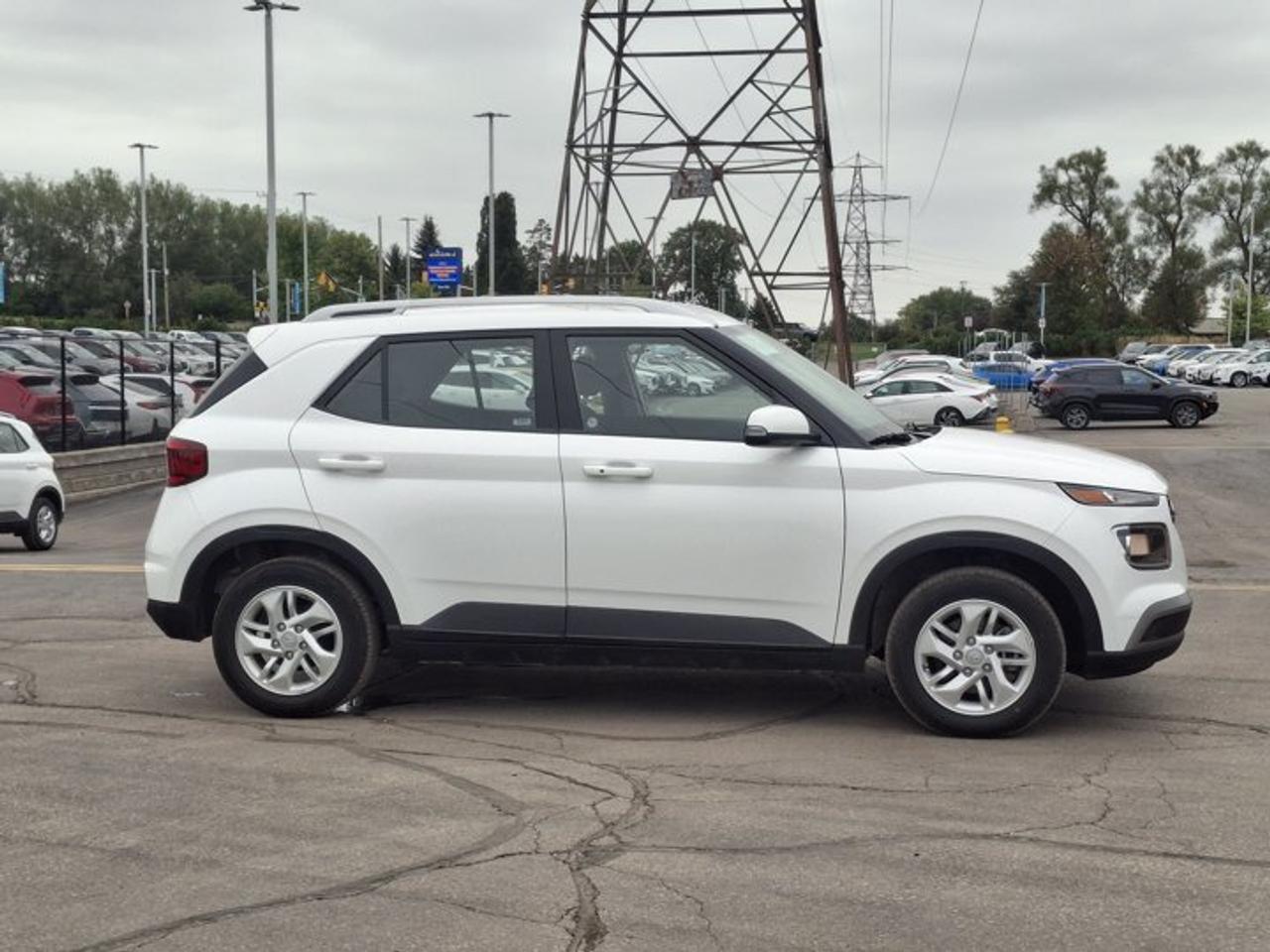 2026 Hyundai Venue Preferred | Heated Wheel + Seats | BCW | RCCW | CarPlay + Android | Rear Camera | and More ! Photo