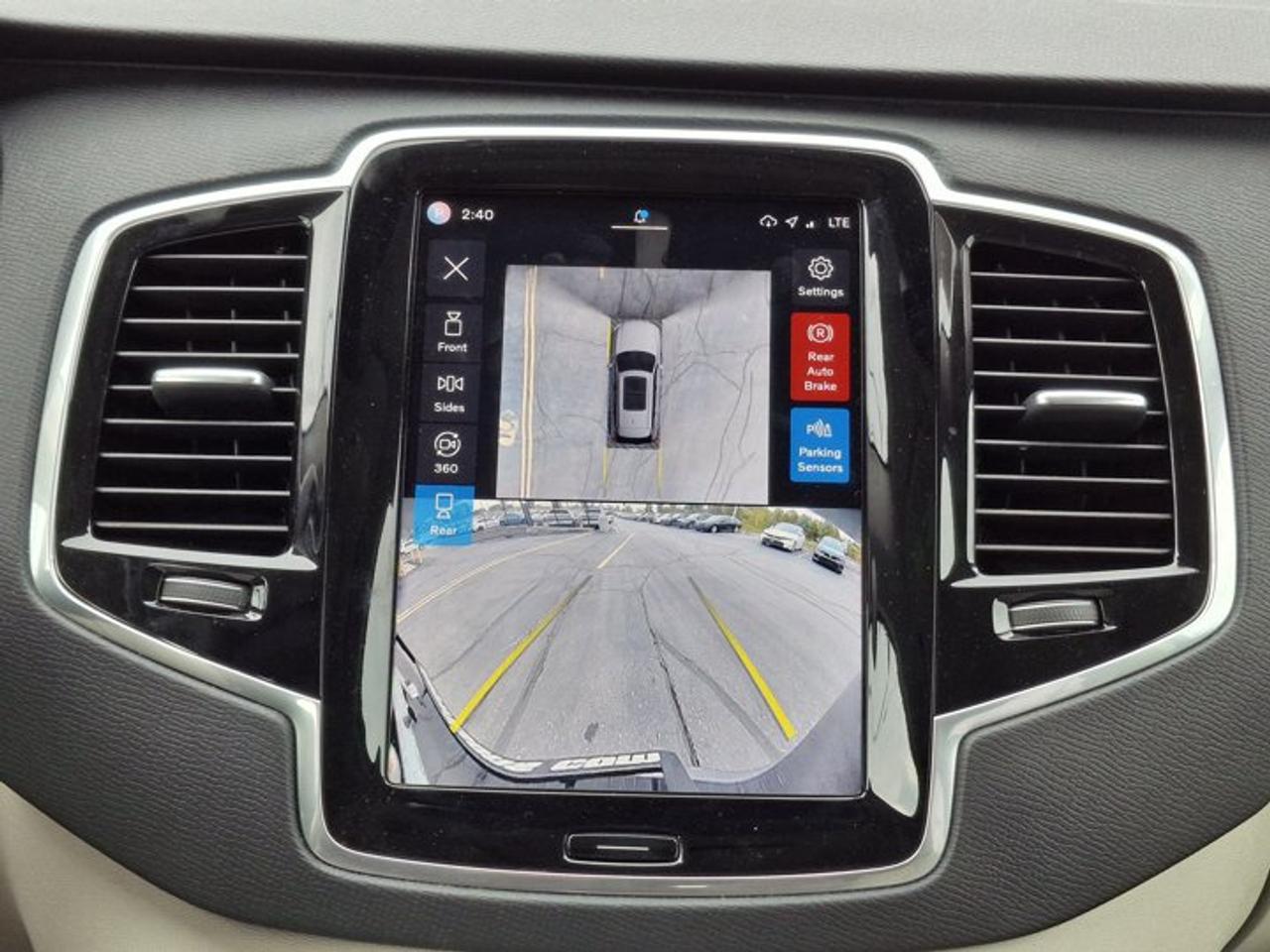 2024 Volvo XC90 Recharge Plus Bright Theme AWD | Leather | Sunroof | Nav | 360 Camera | Heated Seats | Power Seat Photo