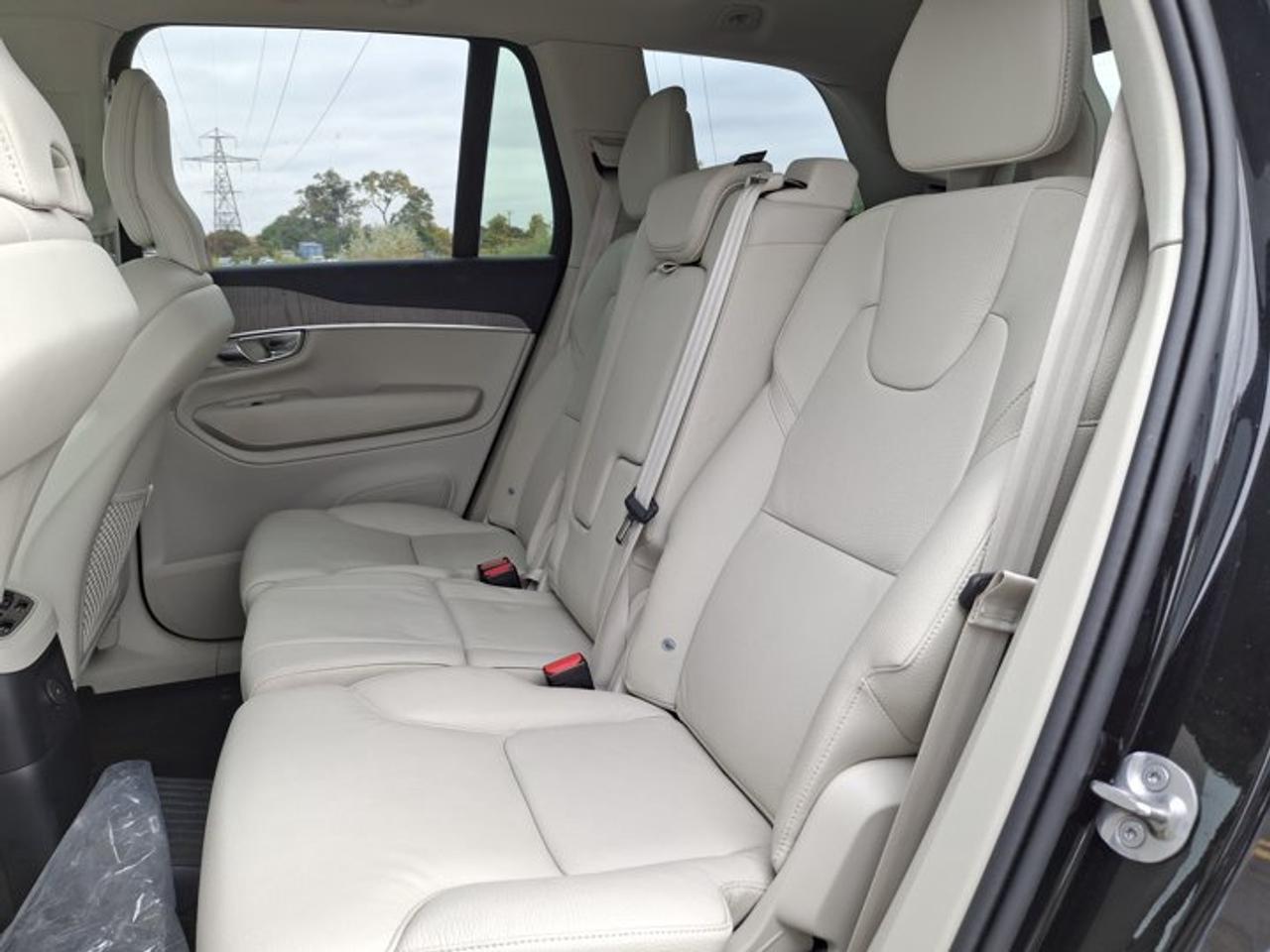 2024 Volvo XC90 Recharge Plus Bright Theme AWD | Leather | Sunroof | Nav | 360 Camera | Heated Seats | Power Seat Photo