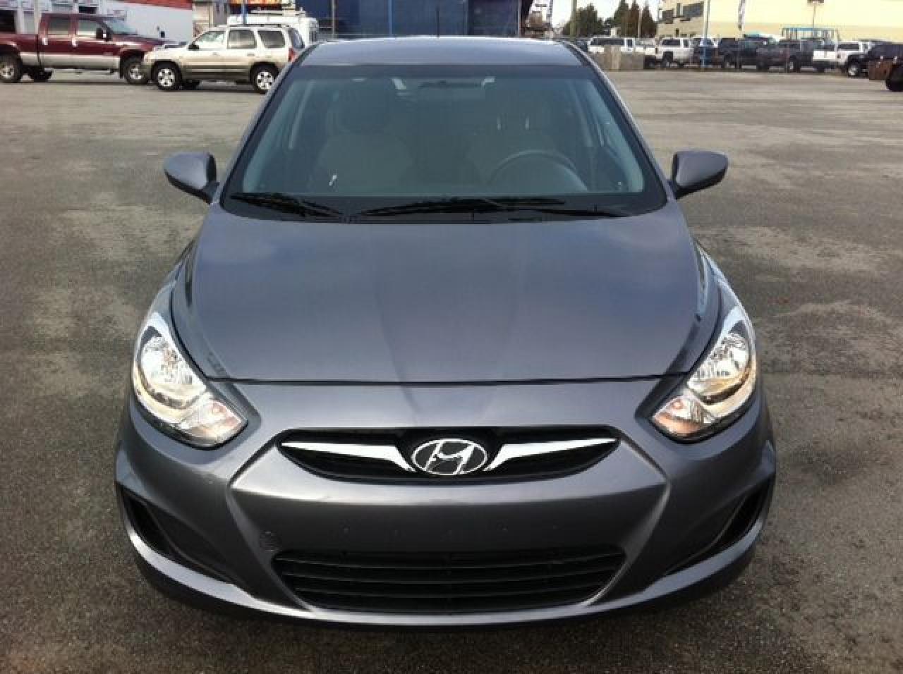 2013 Hyundai Accent GLS - Photo #2