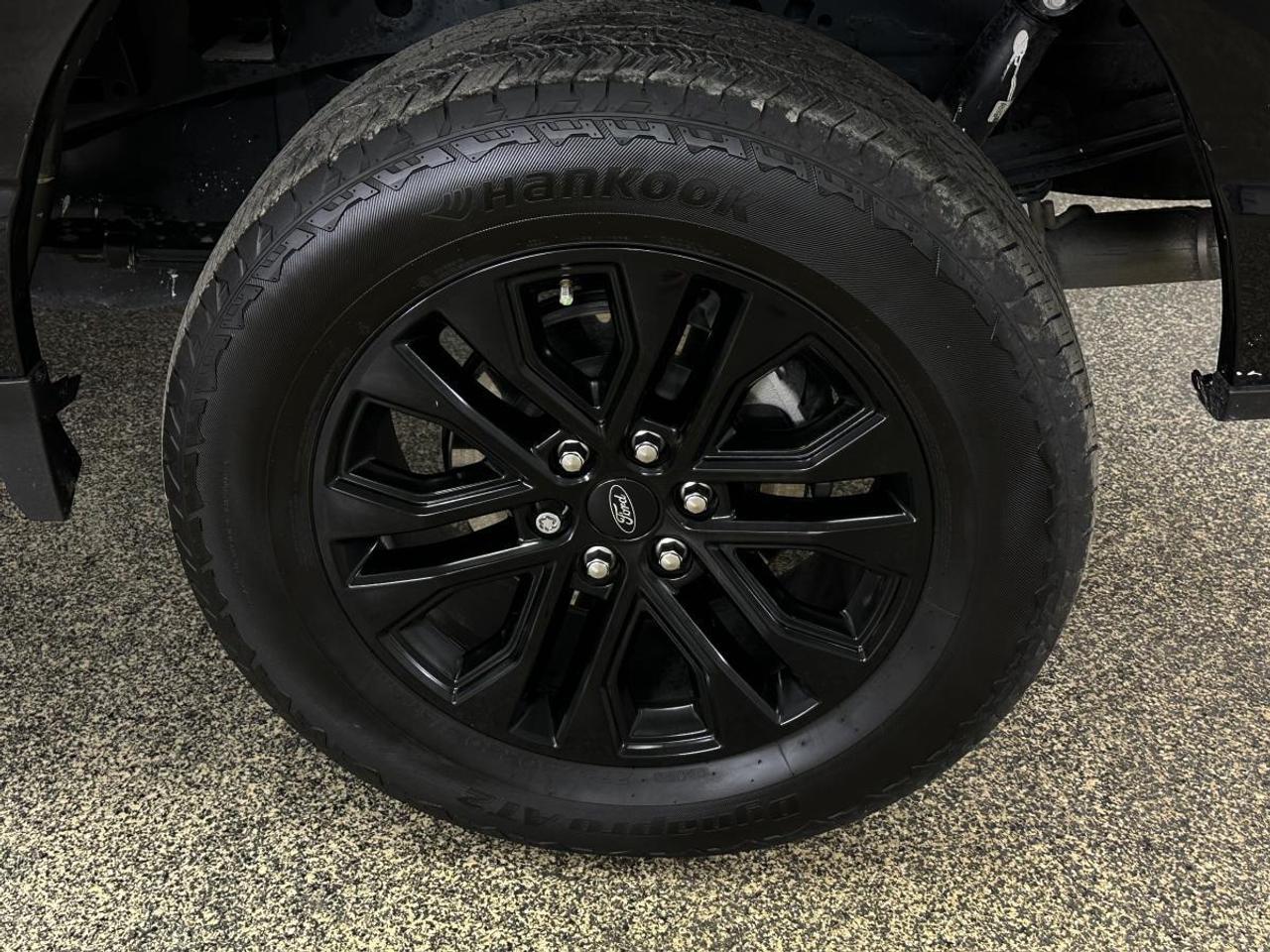 2024 Ford F-150 XLT/HYBRID/NAVIGATION/BUCKETS/33KM/1 OWNER FORD LEASE RETURN! Photo