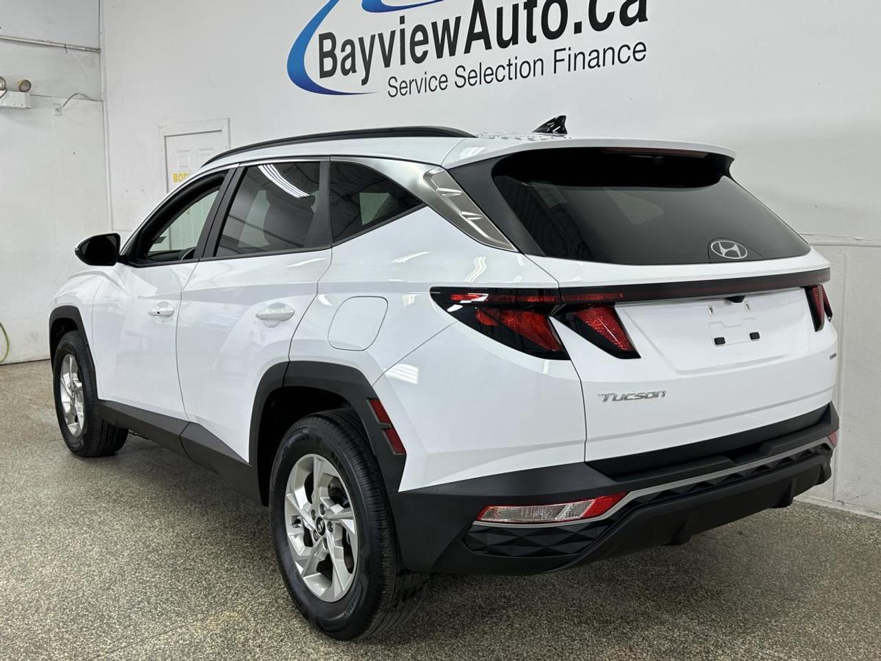 2024 Hyundai Tucson Preferred PREFERRED/AWD/25KM/OFF 1 OWNER HYUNDAI LEASE! Photo