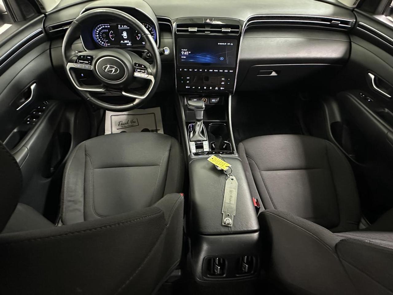 2024 Hyundai Tucson Preferred PREFERRED/AWD/25KM/OFF 1 OWNER HYUNDAI LEASE! Photo