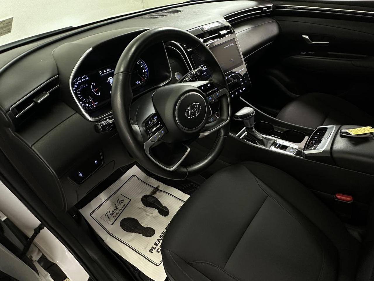 2024 Hyundai Tucson Preferred PREFERRED/AWD/25KM/OFF 1 OWNER HYUNDAI LEASE! Photo