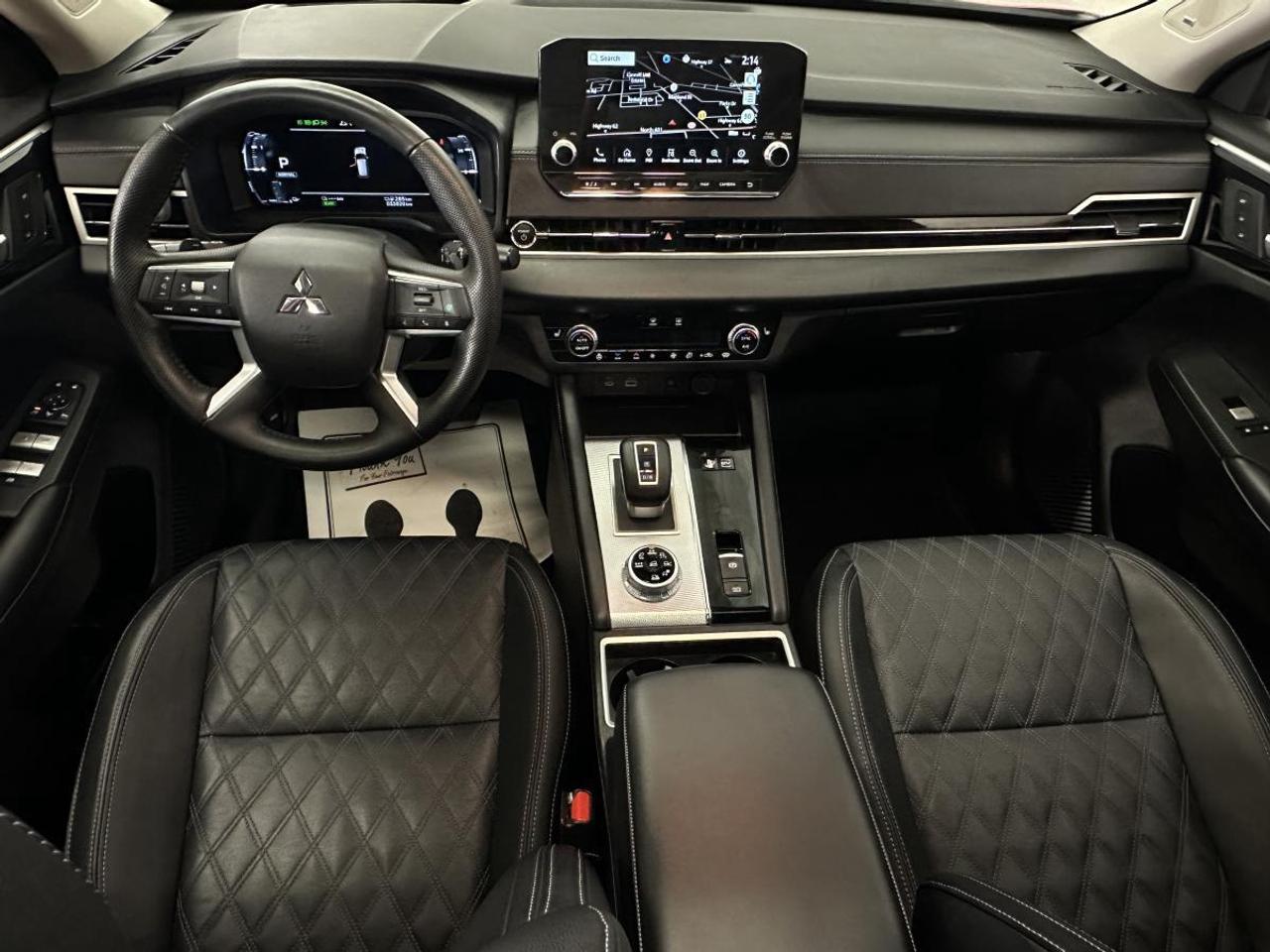 2024 Mitsubishi Outlander Plug-In Hybrid GT/HYBRID/33KM/7 PASS/LEATHER/ROOF/NAVI/OFF 1 OWNER LEASE! Photo