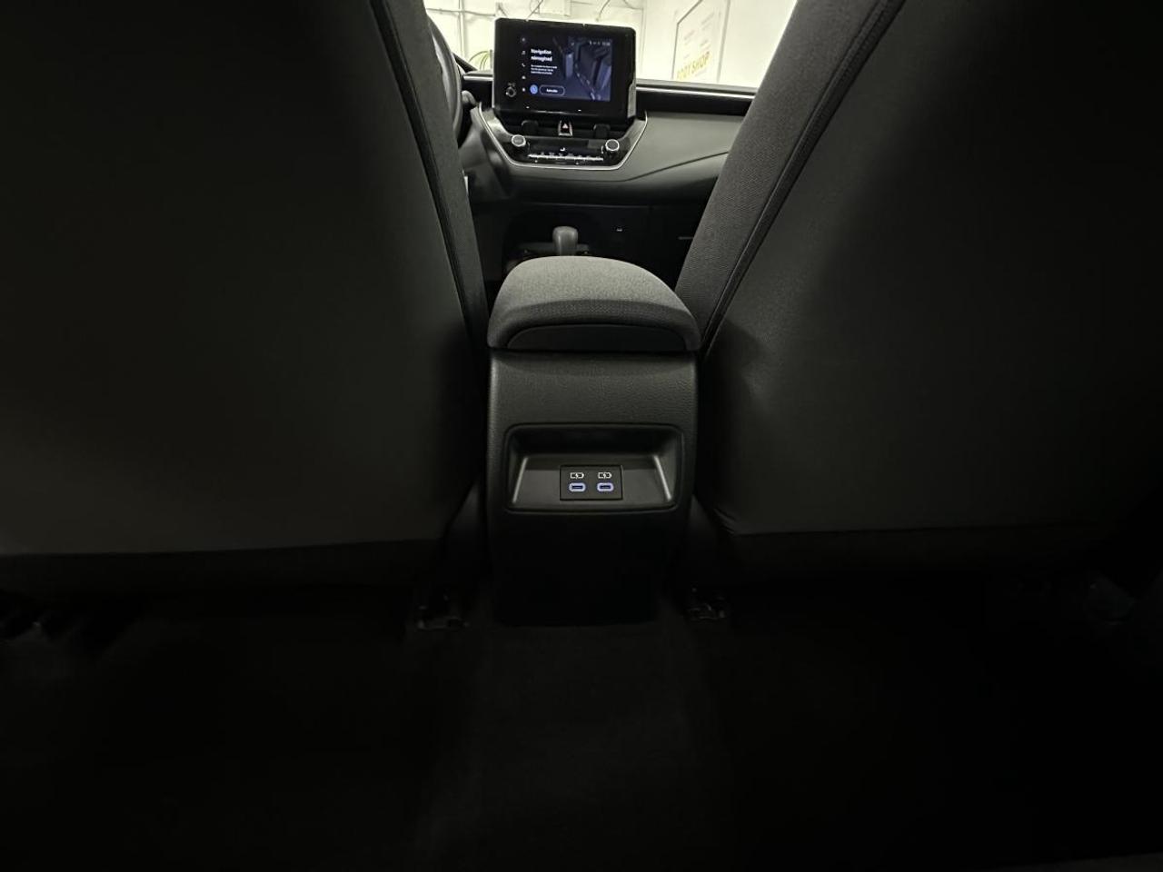 2024 Toyota Corolla LE/10700KM/AUTO/AC/PWR GROUP/1 OWNER! Photo