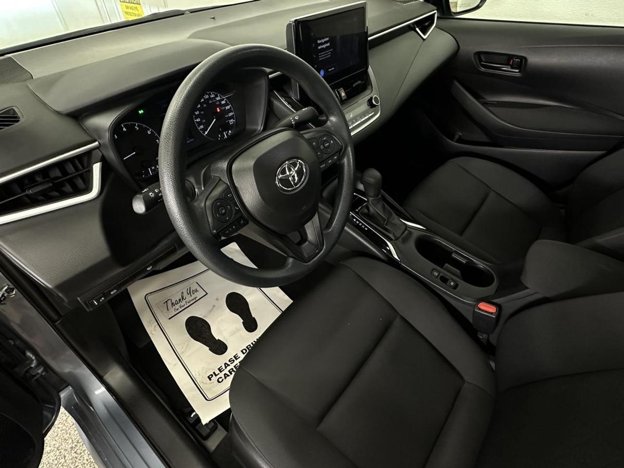 2024 Toyota Corolla LE/10700KM/AUTO/AC/PWR GROUP/1 OWNER! Photo