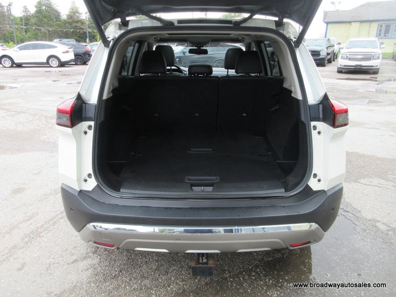 2021 Nissan Rogue ALL-WHEEL DRIVE PLATINUM-PACKAGE 5 PASSENGER 2.5L - DOHC.. NAVIGATION.. PANORAMIC SUNROOF.. LEATHER.. HEATED SEATS & WHEEL.. POWER TAILGATE.. Photo