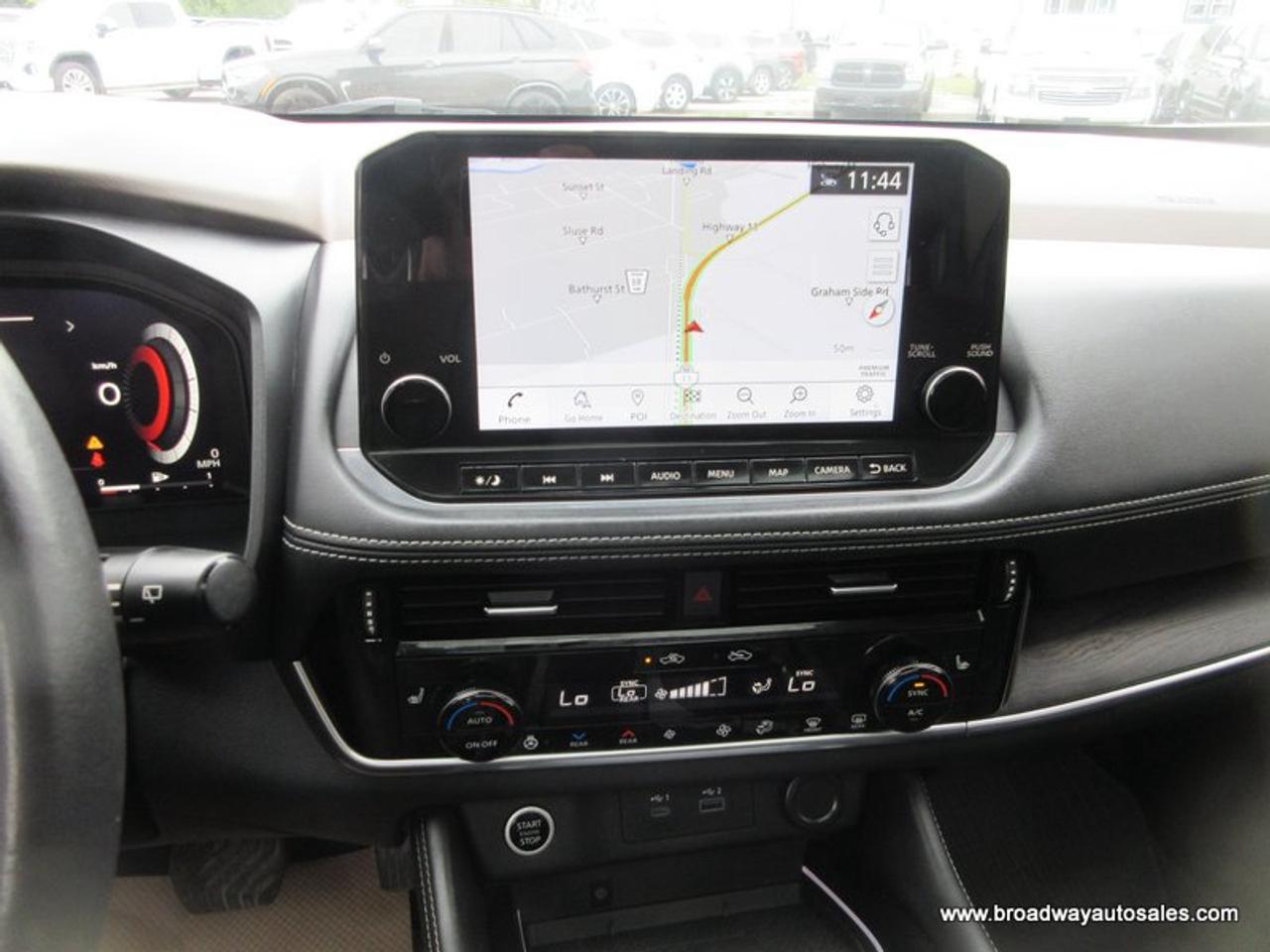 2021 Nissan Rogue ALL-WHEEL DRIVE PLATINUM-PACKAGE 5 PASSENGER 2.5L - DOHC.. NAVIGATION.. PANORAMIC SUNROOF.. LEATHER.. HEATED SEATS & WHEEL.. POWER TAILGATE.. Photo