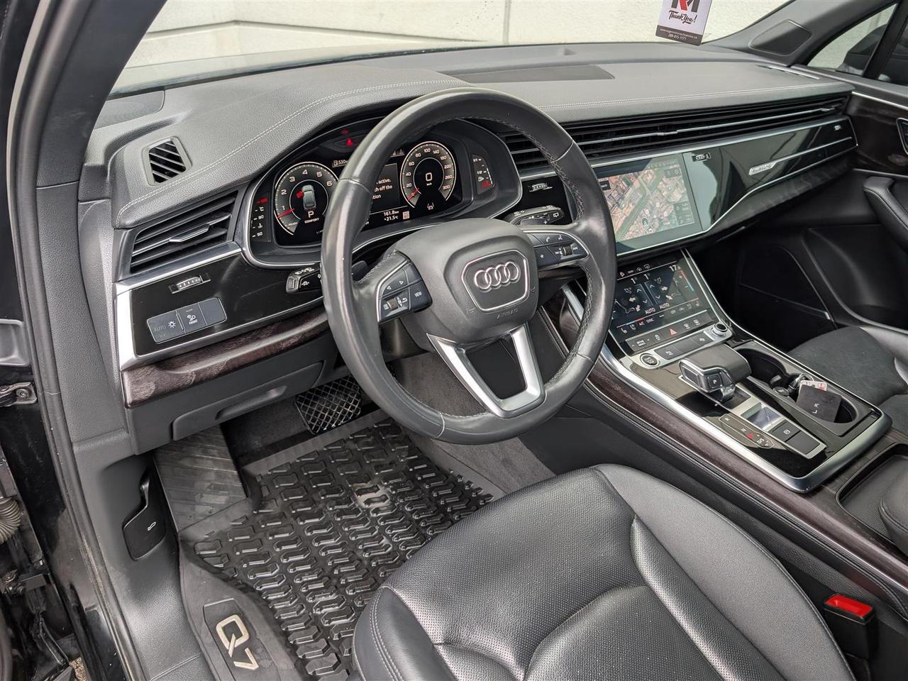 2023 Audi Q7 QTRO S-LINE - 7 PASS - NAVI - PANO ROOF - TECH FEATS Photo