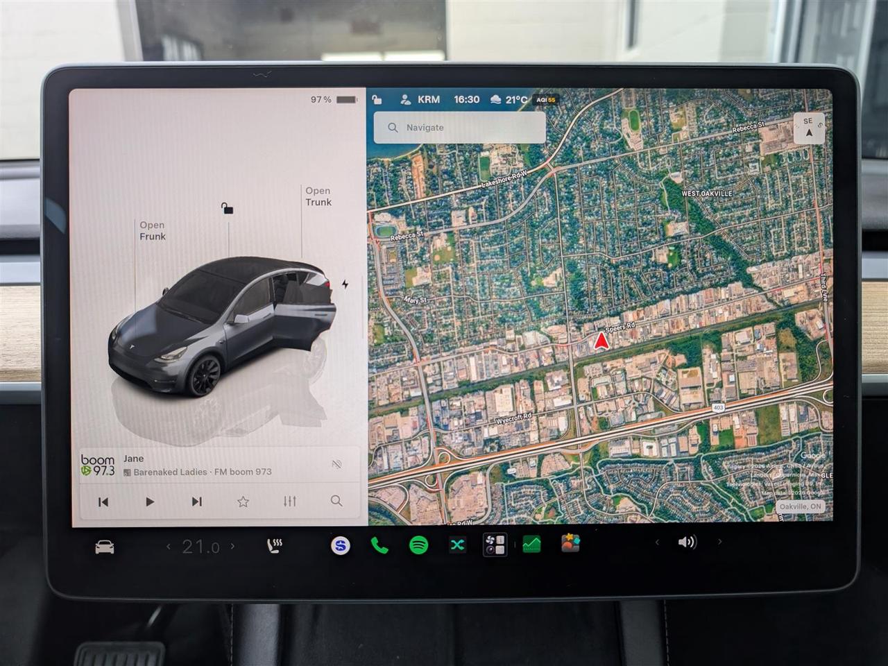 2023 Tesla Model Y LONG RANGE AWD - DUAL MOTOR Photo