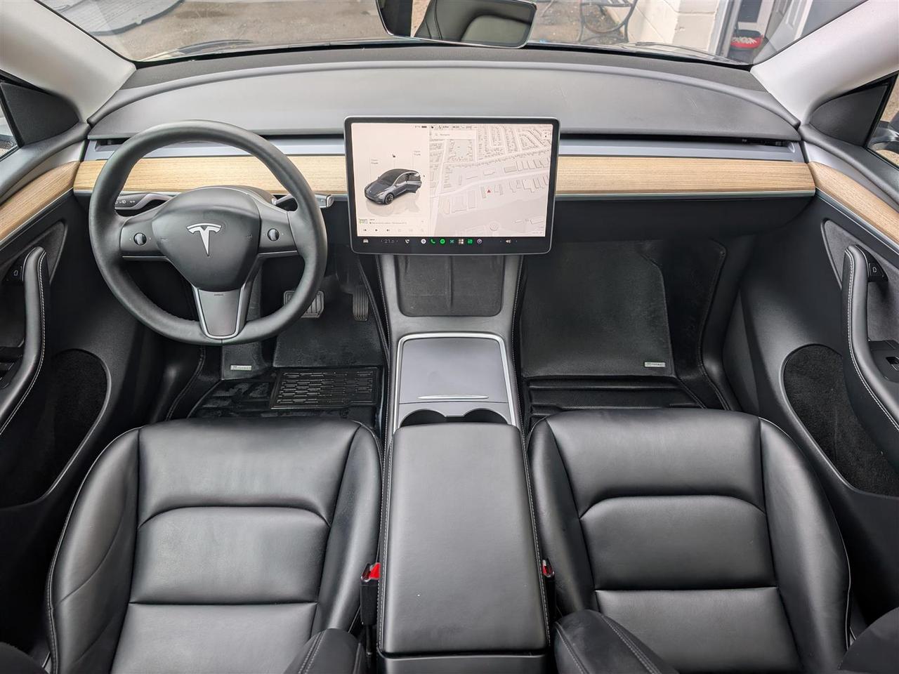 2023 Tesla Model Y LONG RANGE AWD - DUAL MOTOR Photo