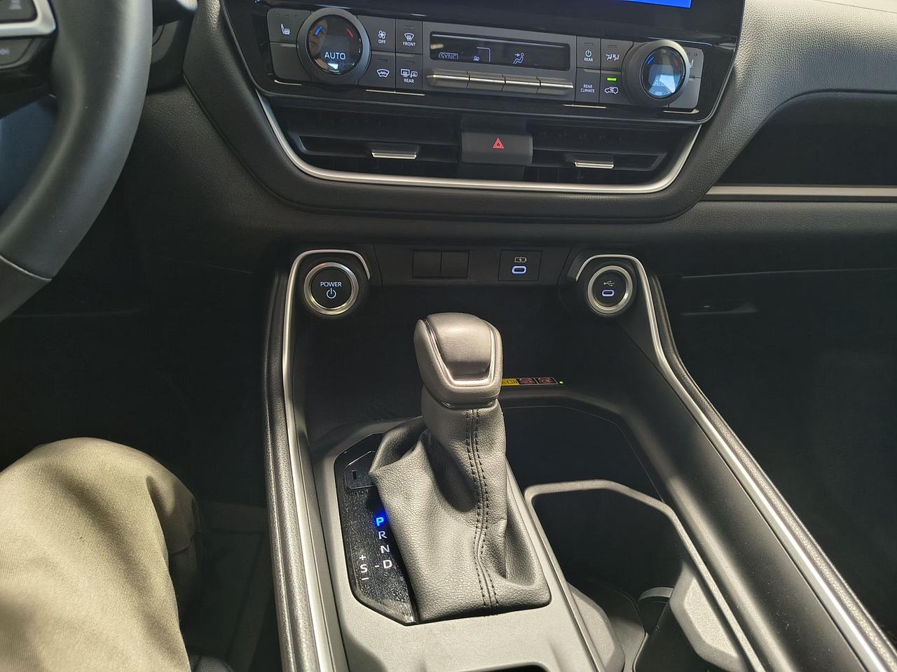 2025 Toyota Grand Highlander HYBRID XLE Photo0