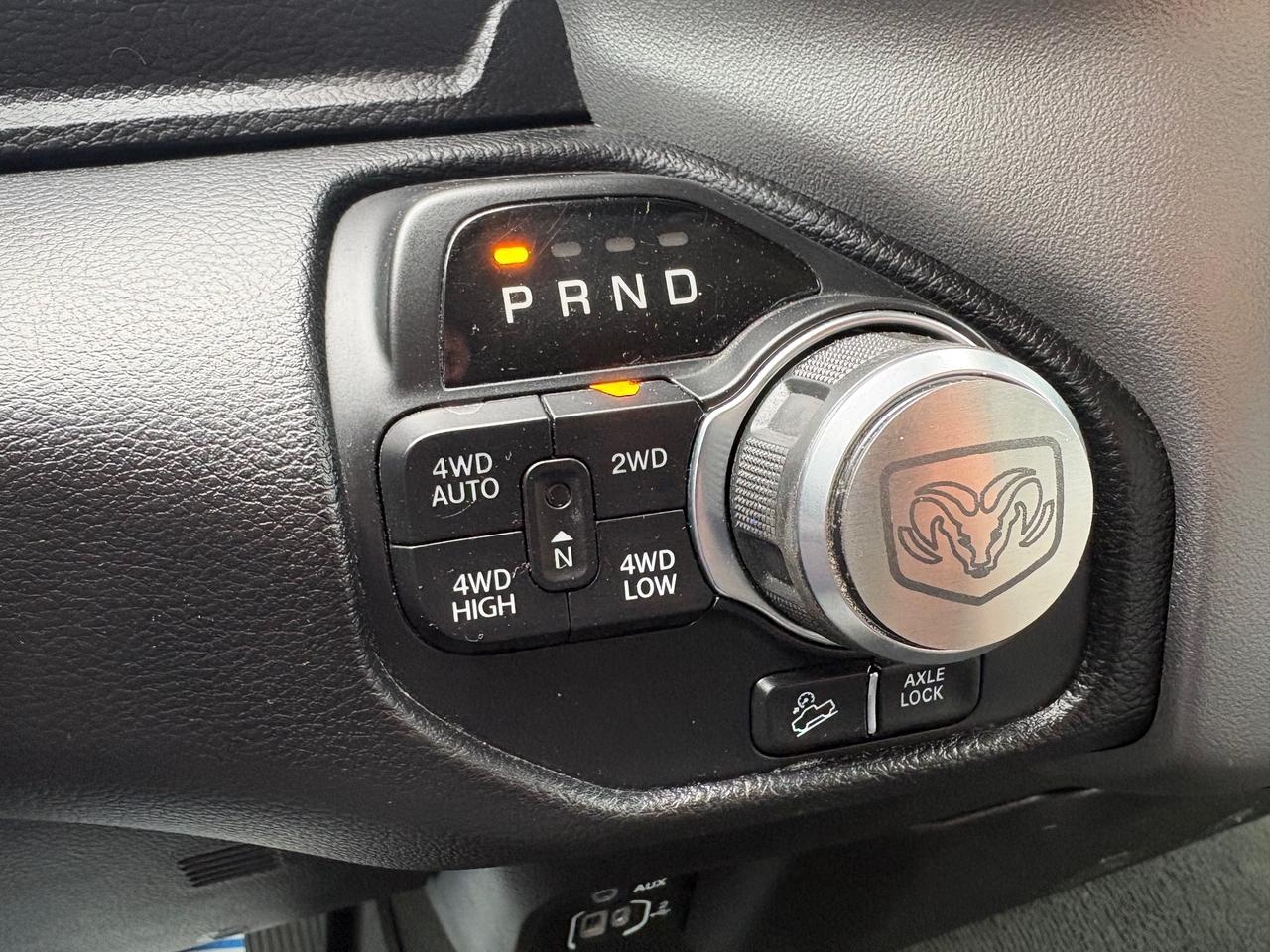 2020 RAM 1500 Big Horn NO ACCIDENTS! BIG HORN!! Photo