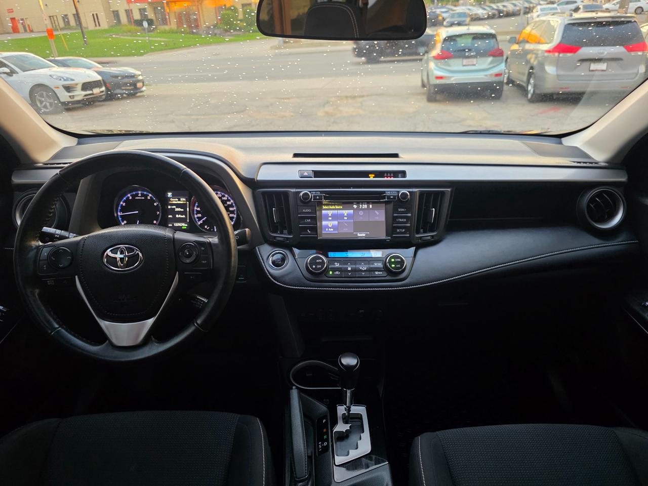 2018 Toyota RAV4 XLE AWD | Sunroof | Accident Free | Power Seat | Heated  Steering Photo