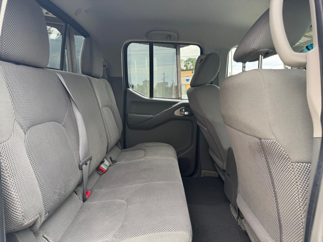 2017 Nissan Frontier SV 4x4 | Crew Cab | Long Box | Accident Free Photo