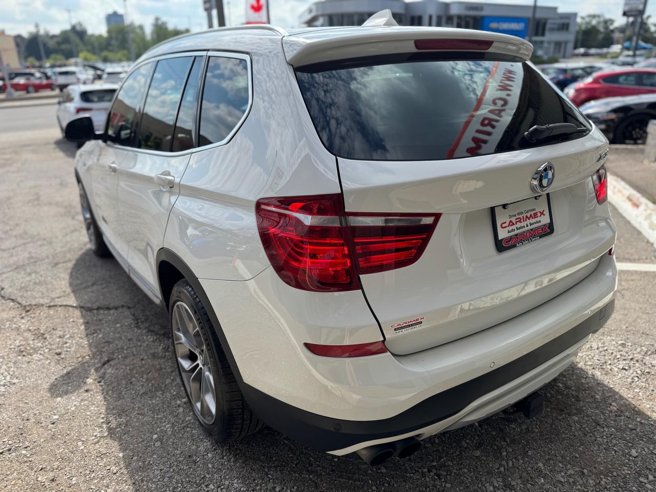2016 BMW X3 xDrive28i AWD | LOADED | Accident Free | Excellent Service! Photo2