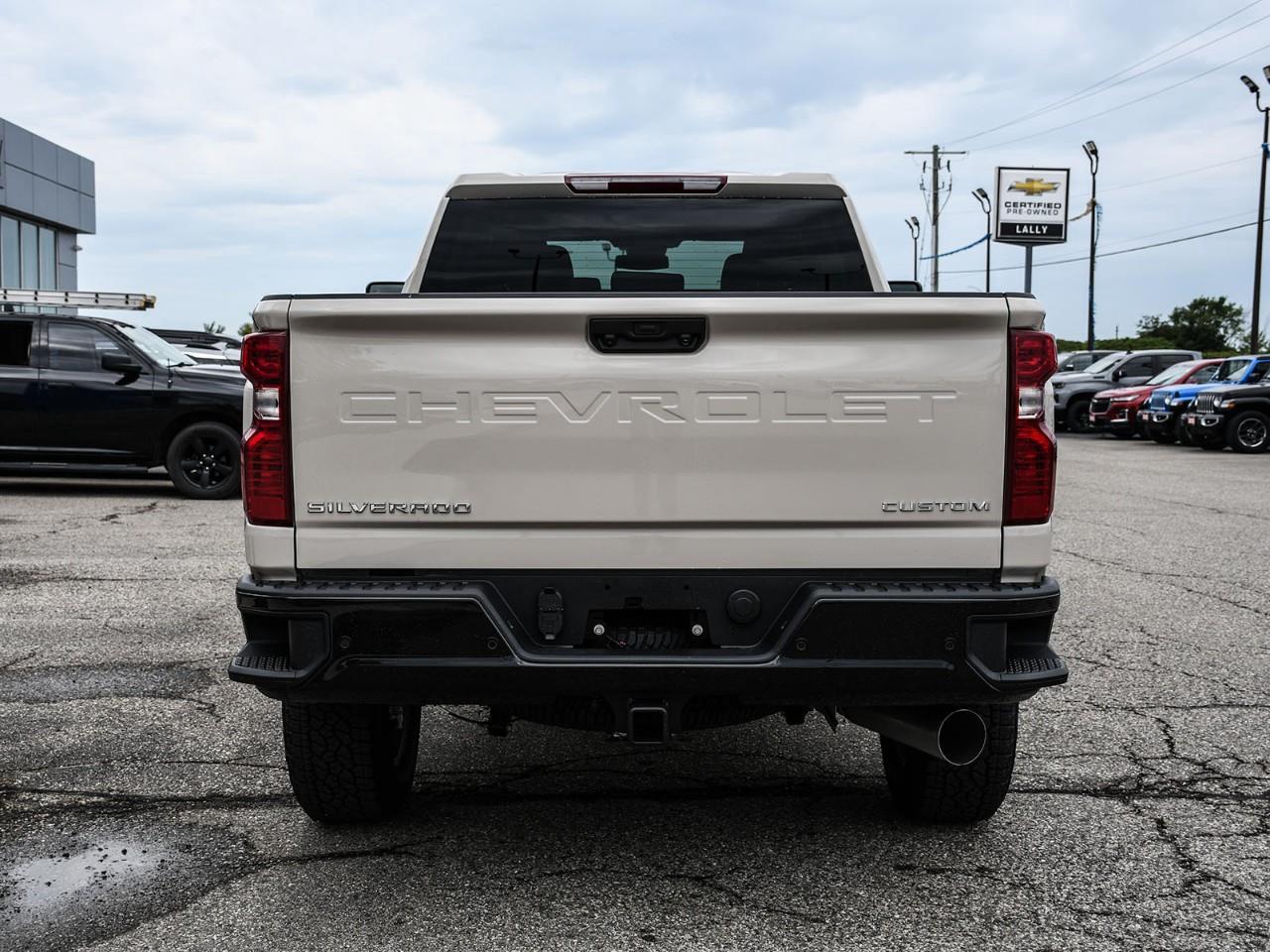 2026 Chevrolet Silverado 2500 HD Custom Photo