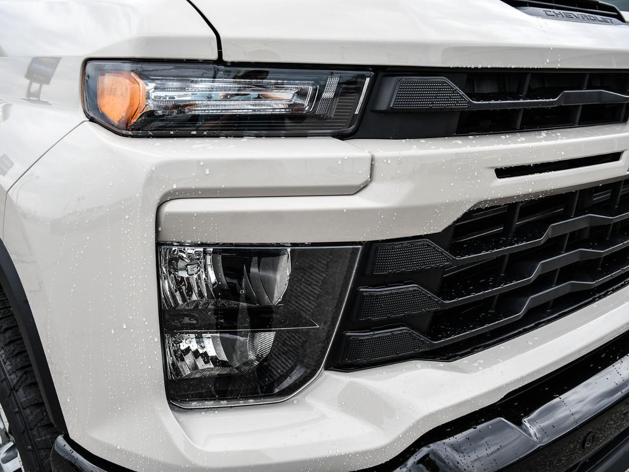2026 Chevrolet Silverado 2500 HD Custom Photo