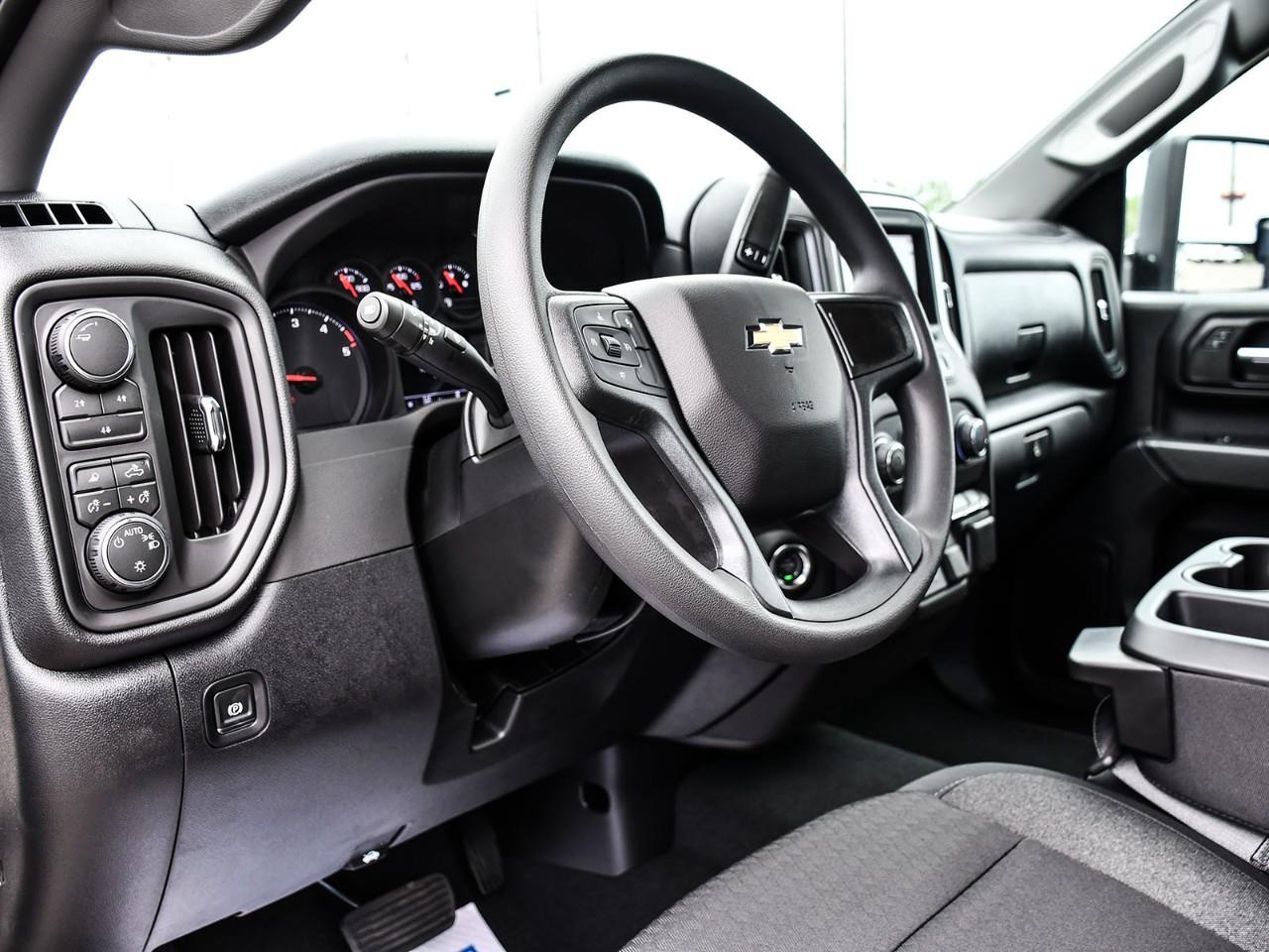 2026 Chevrolet Silverado 2500 HD Custom Photo