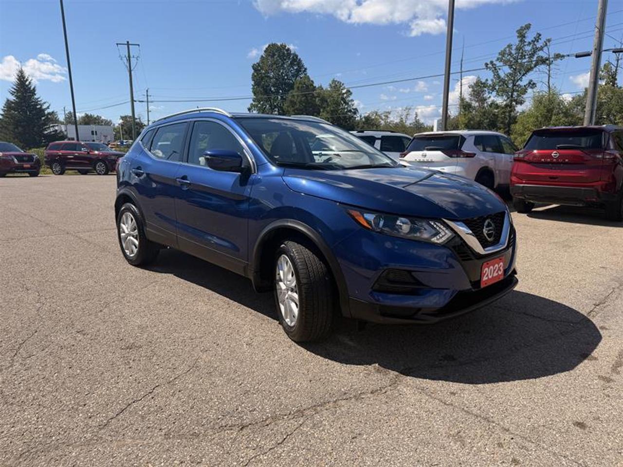 2023 Nissan Qashqai SV AWD CVT Photo2