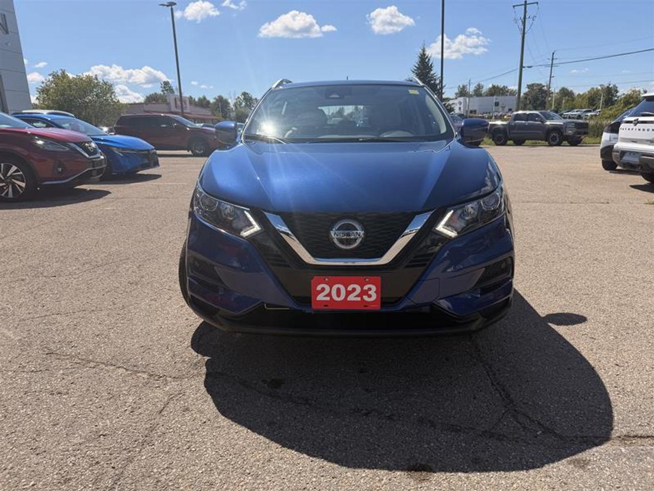 2023 Nissan Qashqai SV AWD CVT Photo5