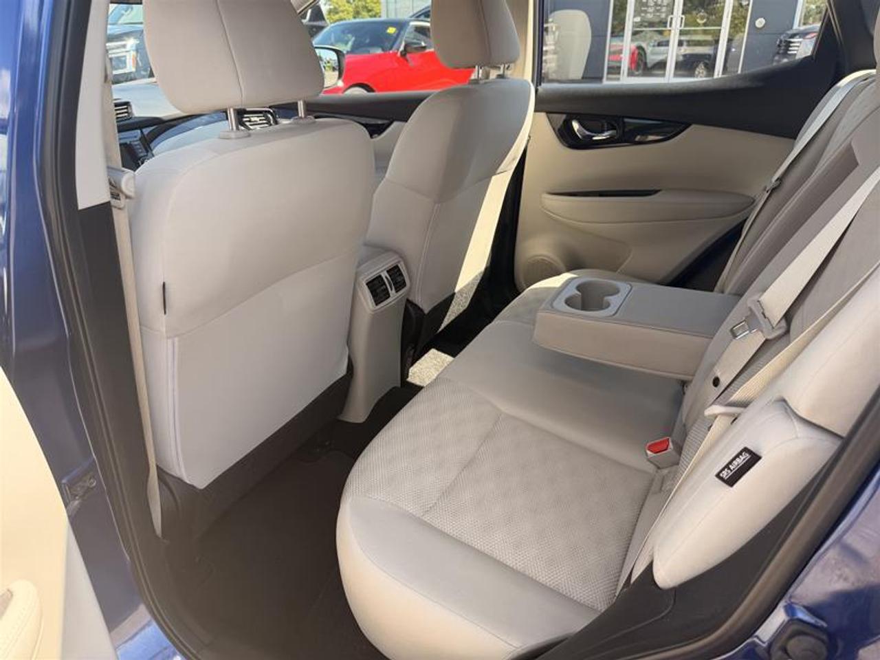 2023 Nissan Qashqai SV AWD CVT Photo