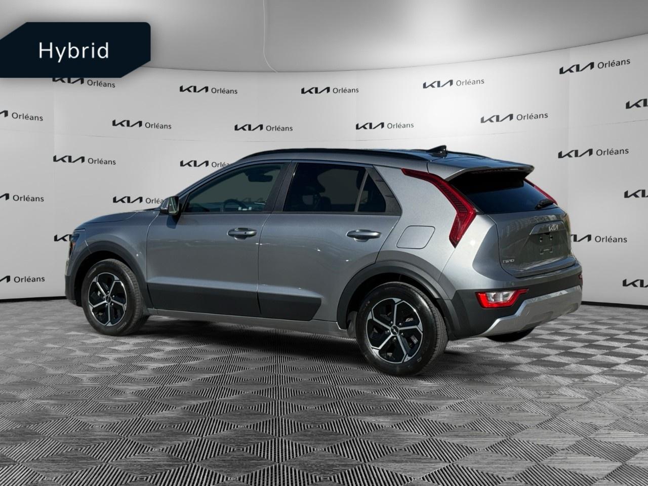 2023 Kia NIRO EX FWD Photo