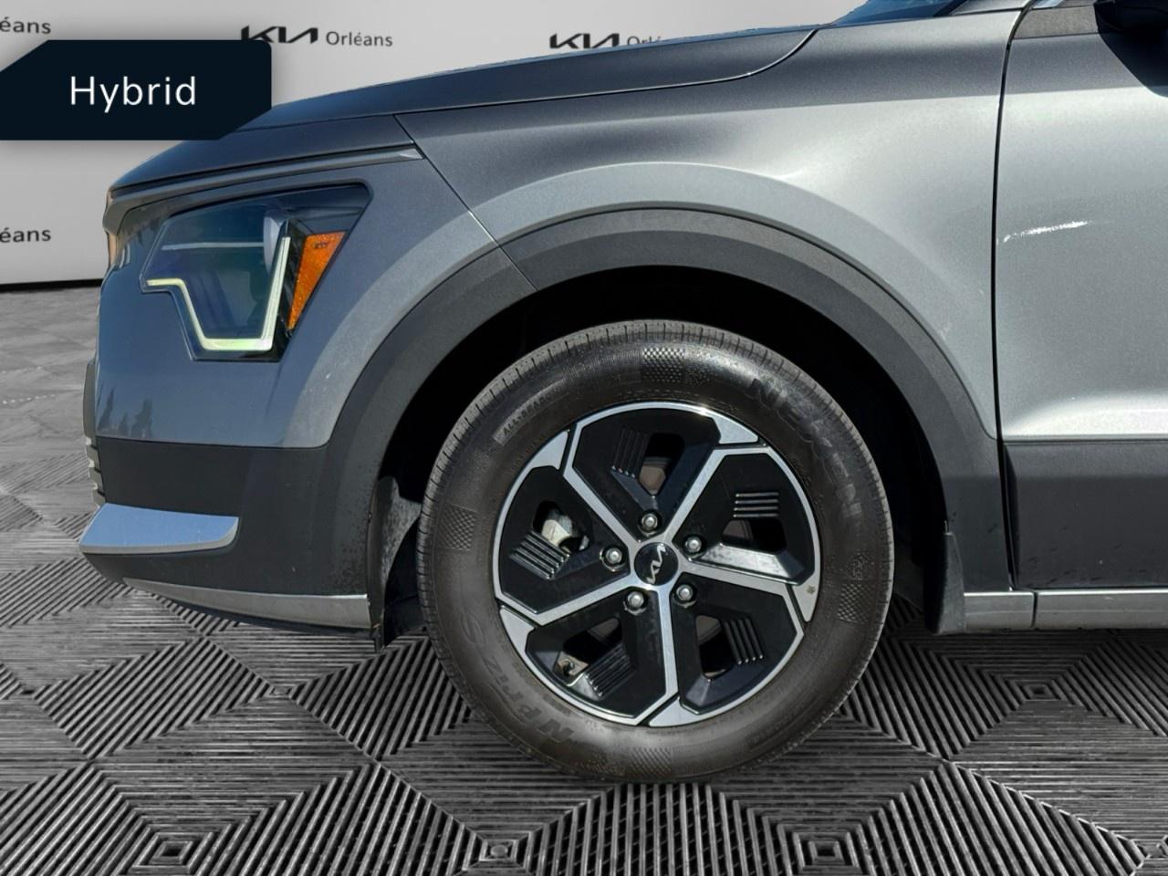 2023 Kia NIRO EX FWD Photo