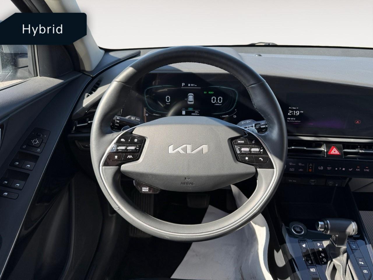 2023 Kia NIRO EX FWD Photo